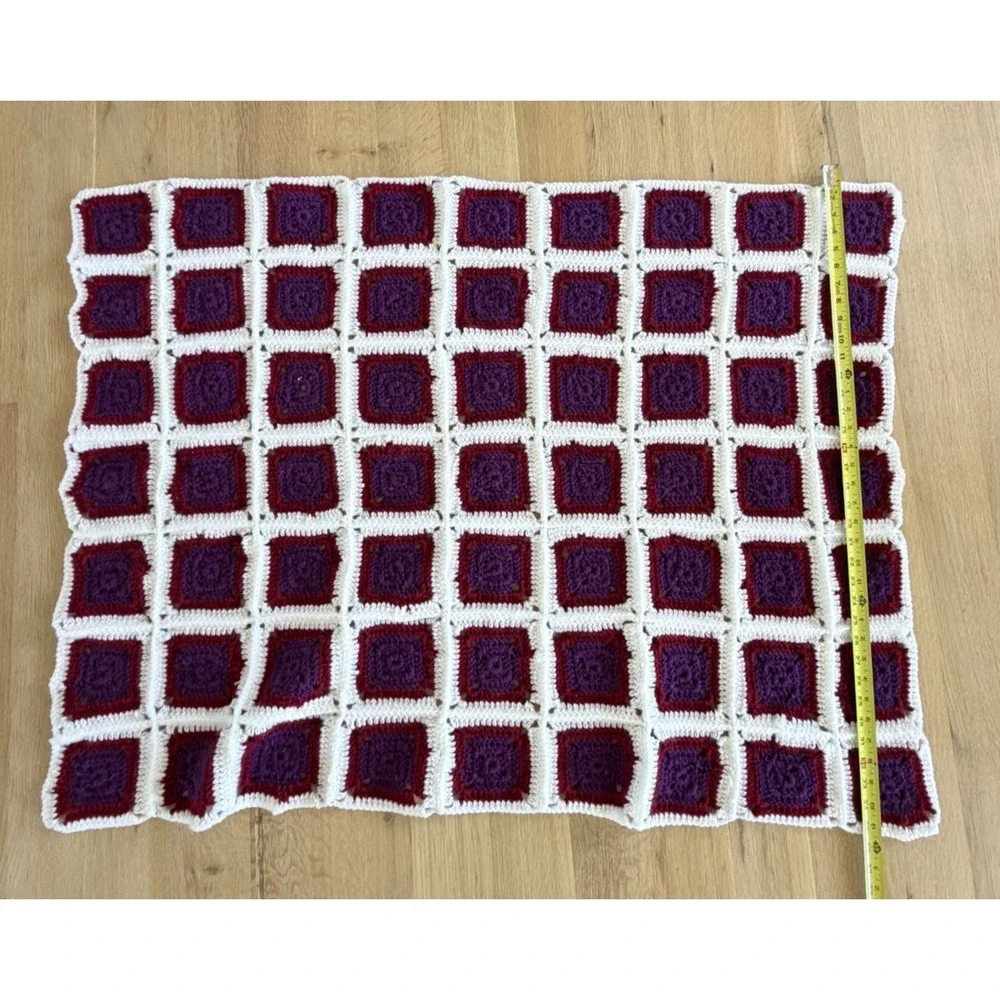 Red Purple‎ White Hand Crocheted Afghan Throw Lap Blanket 36x47 Granny Square